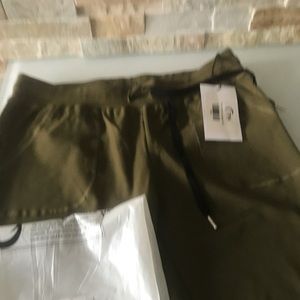 ZYIA Unwind Jogger - Olive